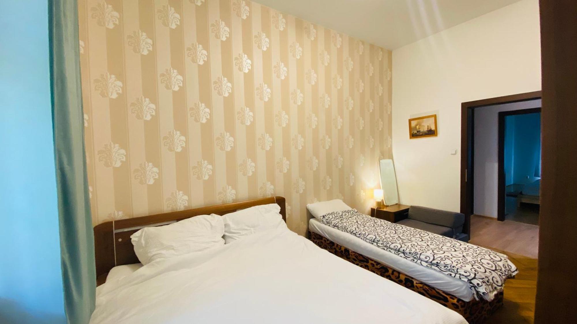 Hotel Apartment In Prague 2 Square Dış mekan fotoğraf